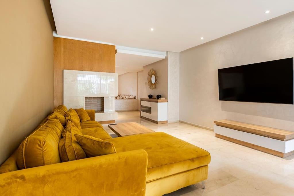 Luxury Prestigia Close To Champs De Course Parc Fes Exterior photo